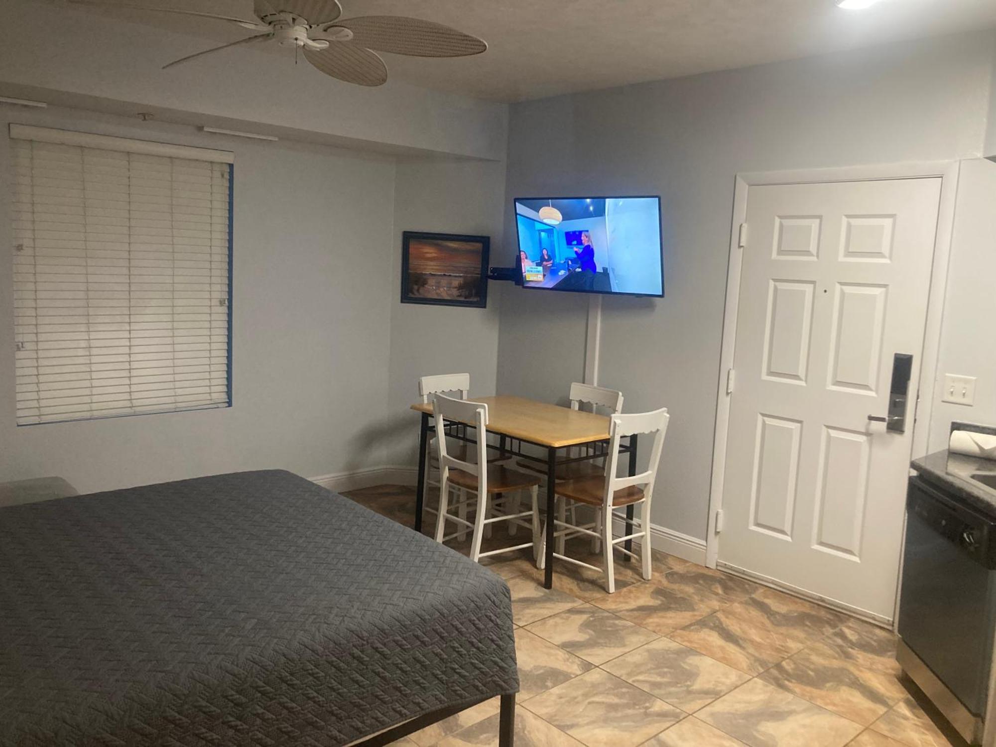 Ocean Walk - Dramatic 3 Bedroom Ocean Front View Сasa de vacaciones Daytona Beach