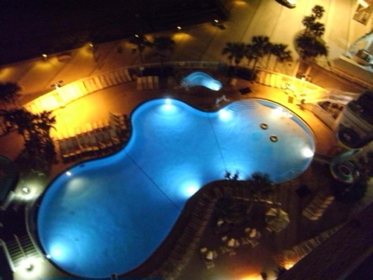 Ocean Walk - Dramatic 3 Bedroom Ocean Front View Сasa de vacaciones *